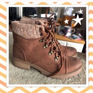 Cute women’s brown fashion ankle boots!